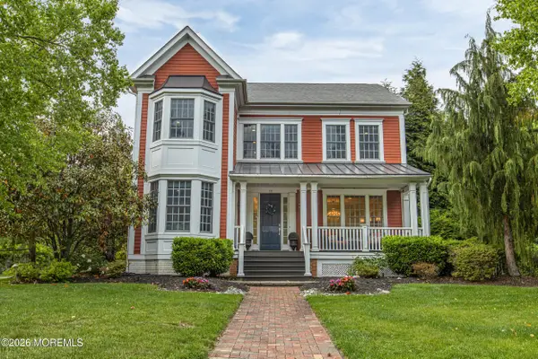 32 Liedtke Drive, Cranbury, NJ 08512