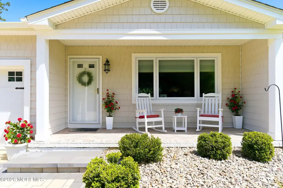 16 Crescent Drive, Toms River, NJ 08757 - #2