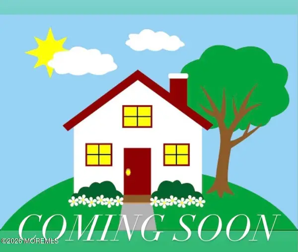 1028 Lucy Lane, Toms River, NJ 08753