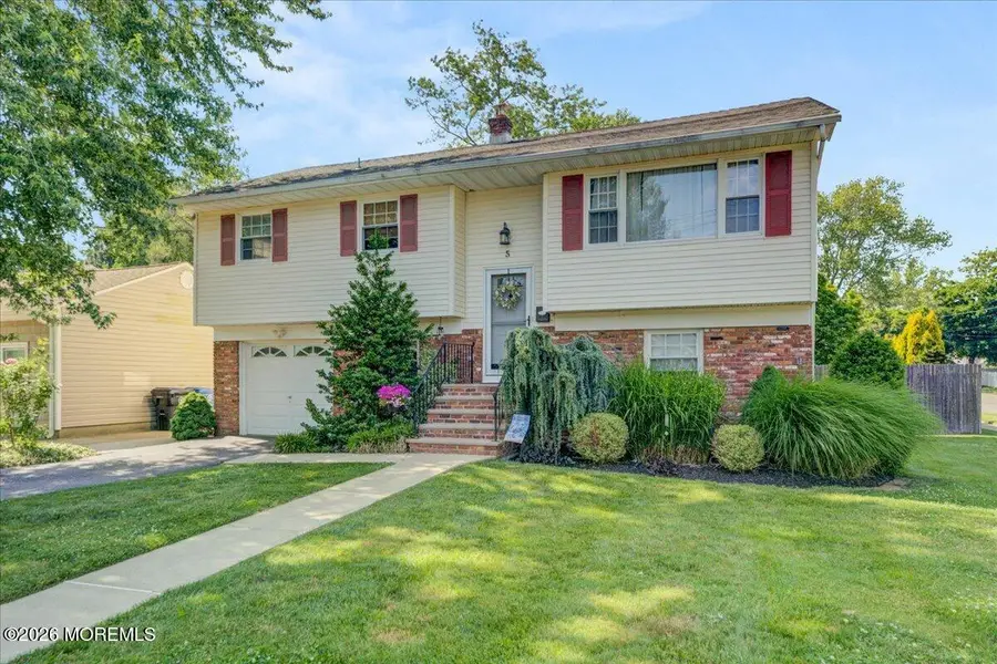 5 Brook Street, Red Bank, NJ 07701 - #3