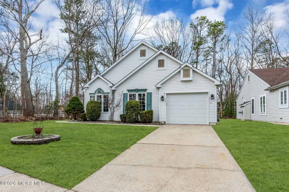 40 Avon Drive, Jackson, NJ 08527 - #1
