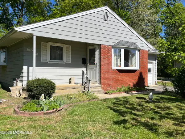 61 Morning Glory Court, Toms River, NJ 08755