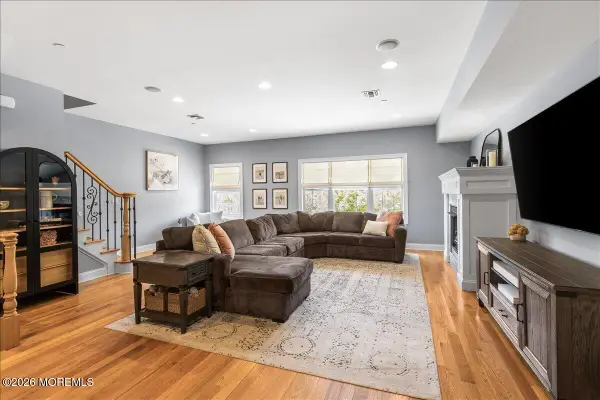 31 White Oak Lane, Aberdeen, NJ 07747