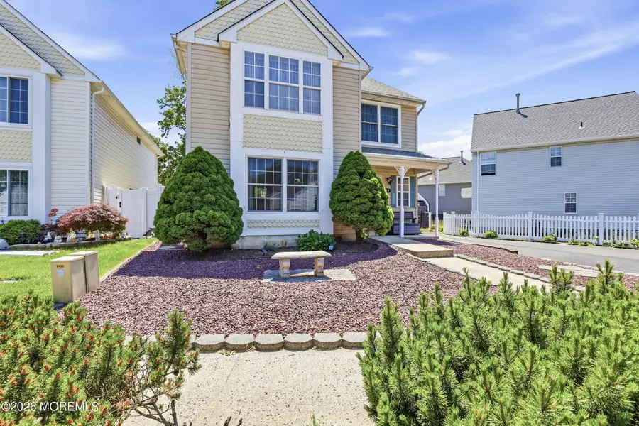 129 Hamlet Court, Toms River, NJ 08753 - #3