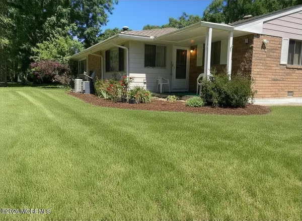 18 C Blue Jay Street, Manchester, NJ 08759