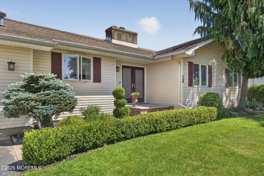 1 Traymore Road, Freehold, NJ 07728 - #3