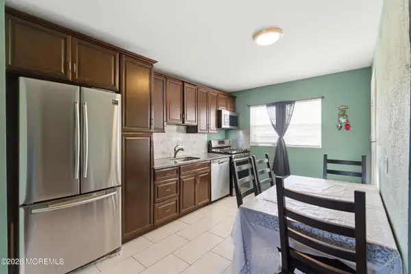 1708 Princeton Avenue, Lawrence, NJ 08648