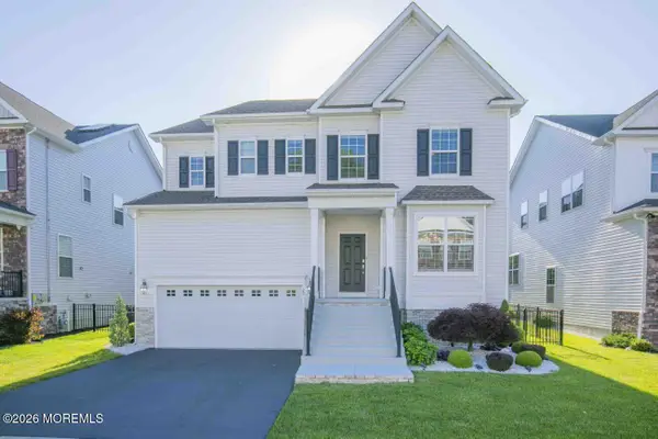 20 Kronenberg Street, Tinton Falls, NJ 07724