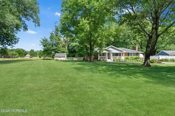101 Corrine Drive, Pennington, NJ 08534