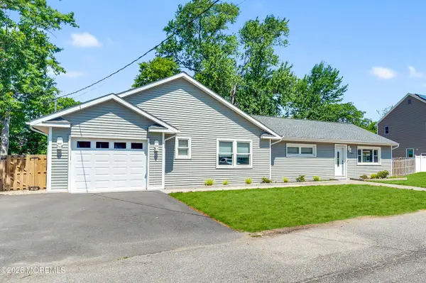 332 Beach Avenue, Beachwood, NJ 08722