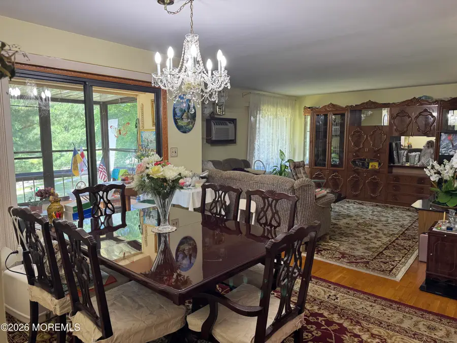 147 Amberly Drive #G, Manalapan, NJ 07726 - #2