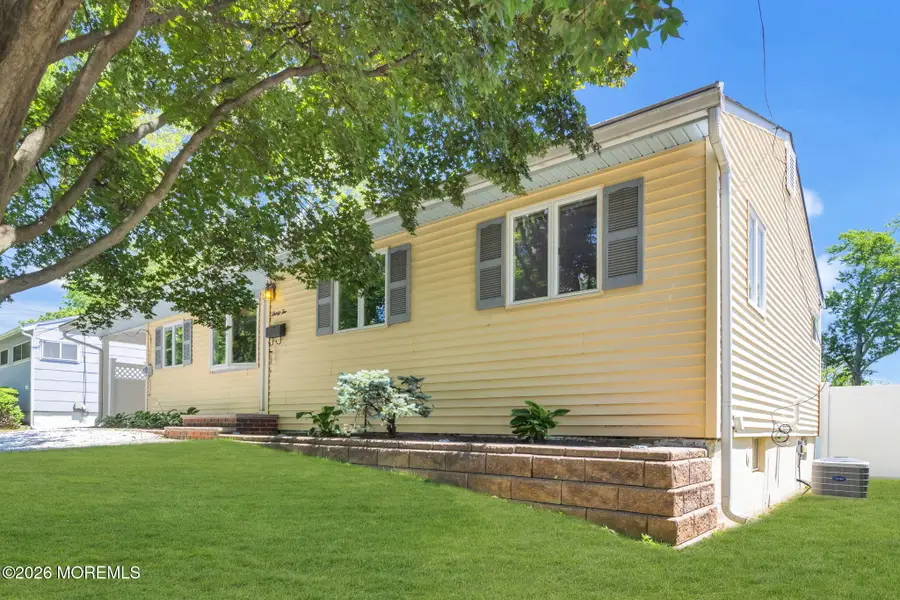 32 Bucknell Road, Parlin, NJ 08859 - #2