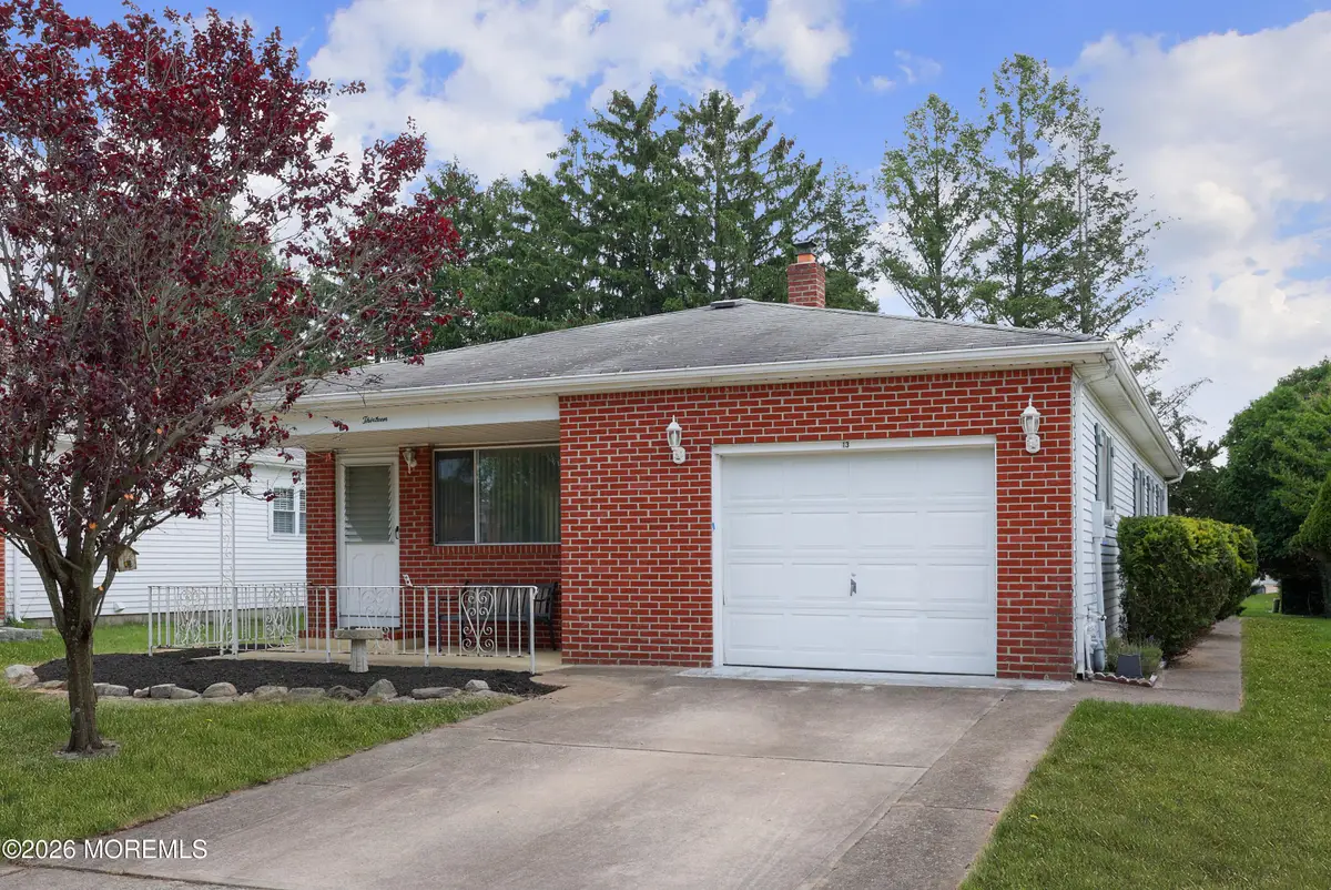 13 Pavilion Street, Toms River, NJ 08757 - #1
