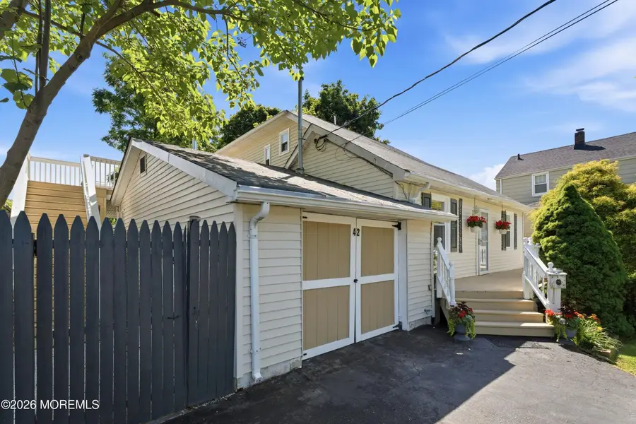 42 Academy Street, Farmingdale, NJ 07727 - #2