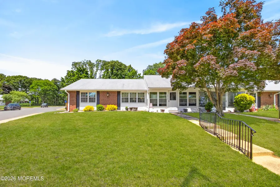 976A Aberdeen Drive, Lakewood, NJ 08701 - #2