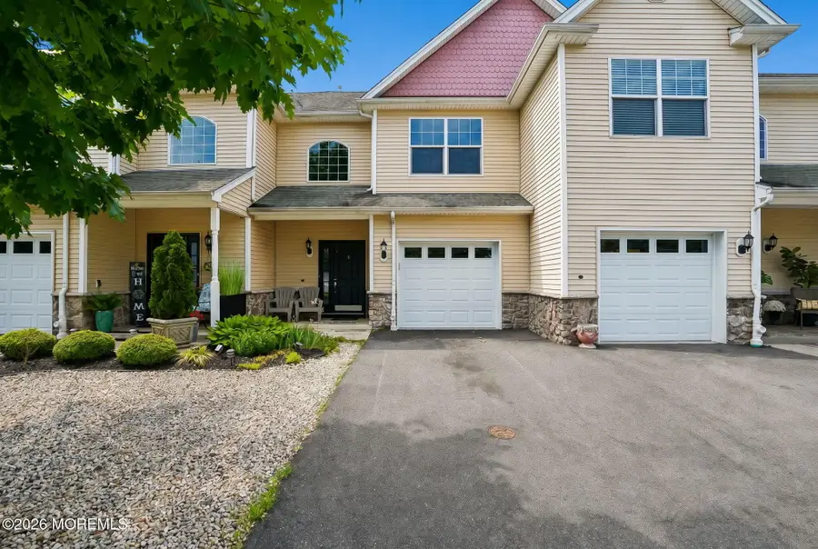 100 Pine Street #5, Lakehurst, NJ 08733 - #2
