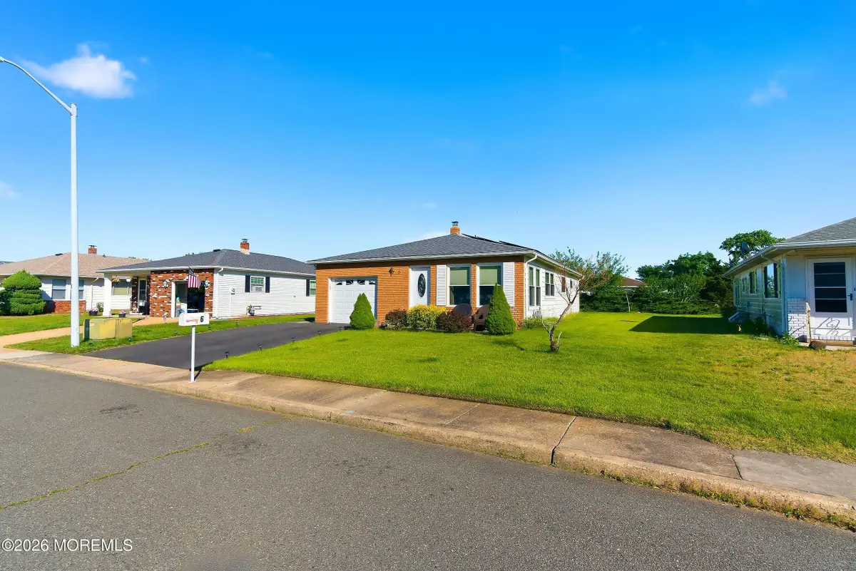 6 Saint Kitts Drive, Toms River, NJ 08757 - #1