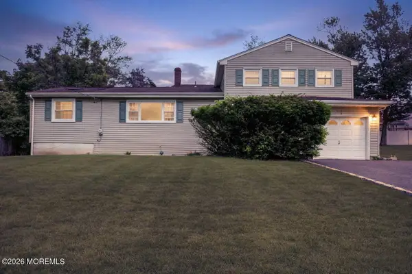 5 Cortland Drive, Franklin, NJ 08873