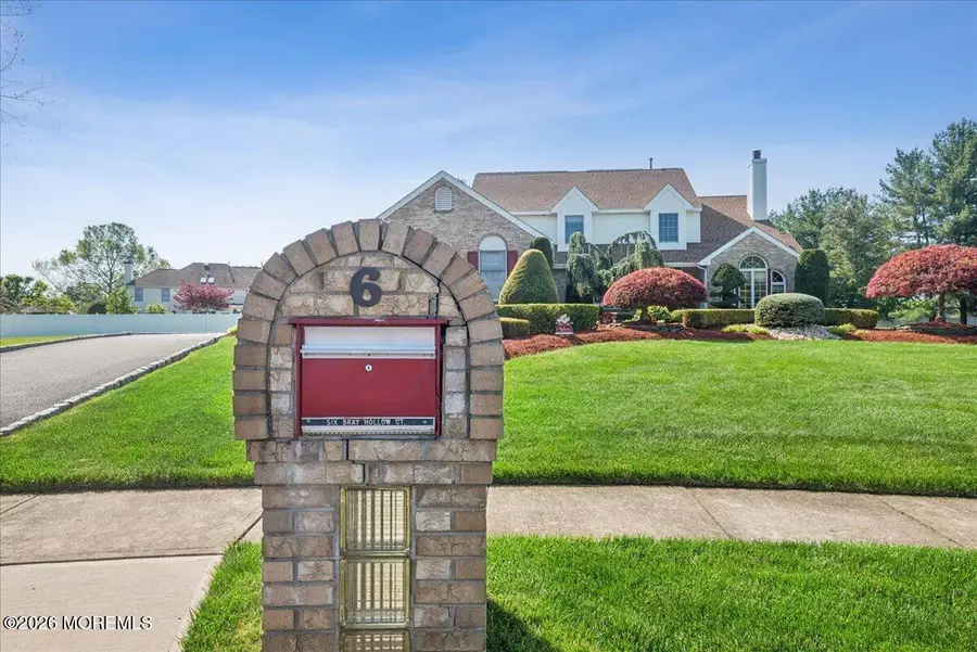 6 Bray Hollow Court, Freehold, NJ 07728 - #2