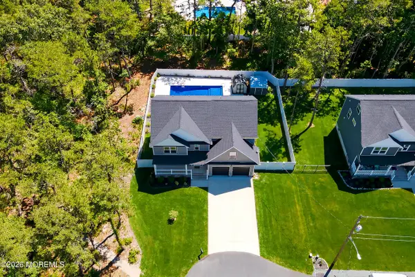 295 Coolidge Avenue, Bayville, NJ 08721