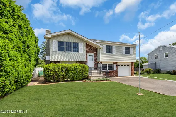 2025 Riviera Parkway, Point Pleasant, NJ 08742