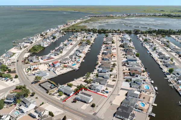 258 Bayshore Drive, Barnegat, NJ 08005