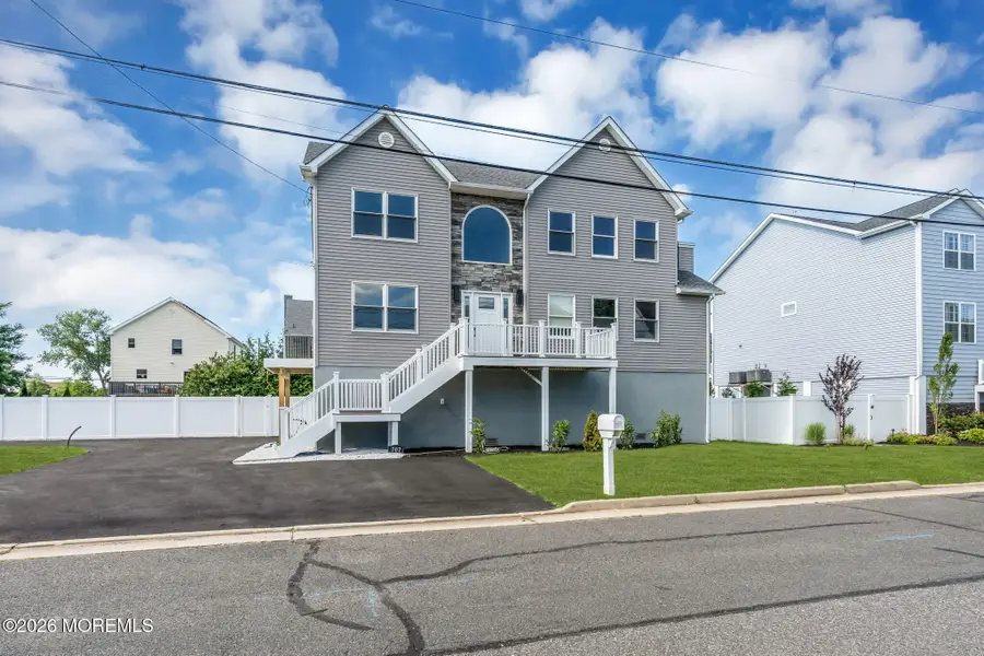 707 Prospect Avenue, Union Beach, NJ 07735 - #2