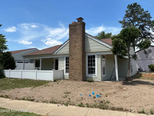 477B Buckingham Drive, Manchester, NJ 08759