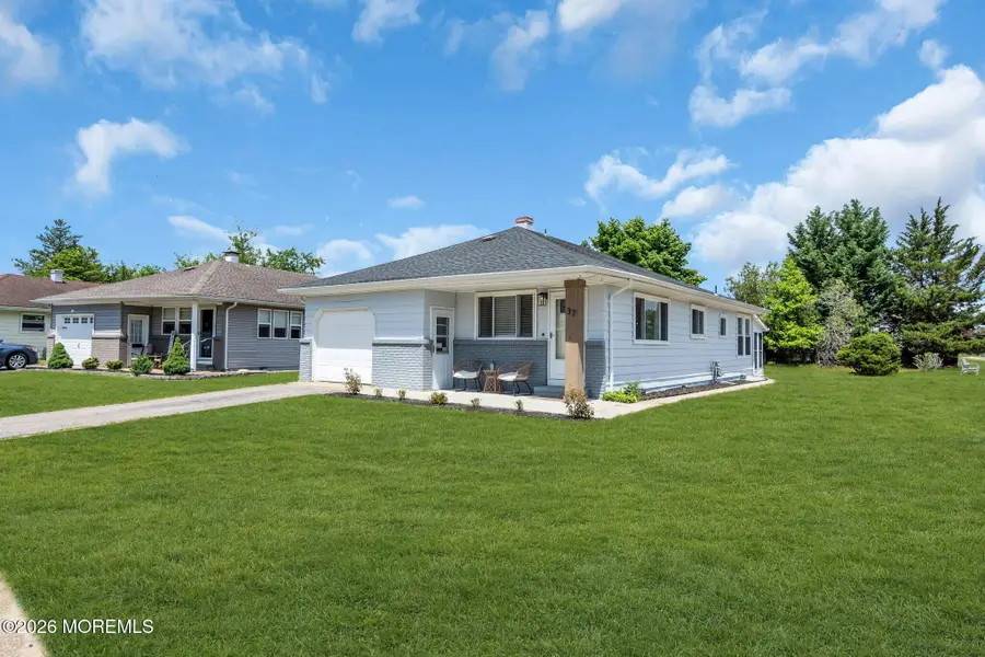 37 Oranjestad Street, Toms River, NJ 08757 - #3