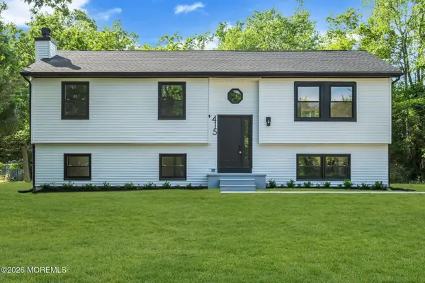 415 1st Avenue, Galloway, NJ 08205