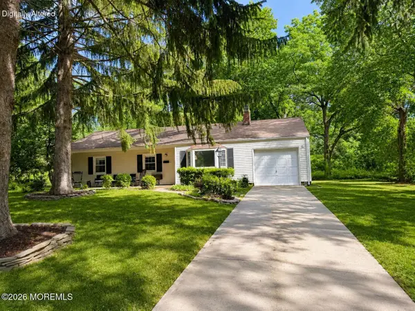 17 Butler Lane #17, Middletown, NJ 07748