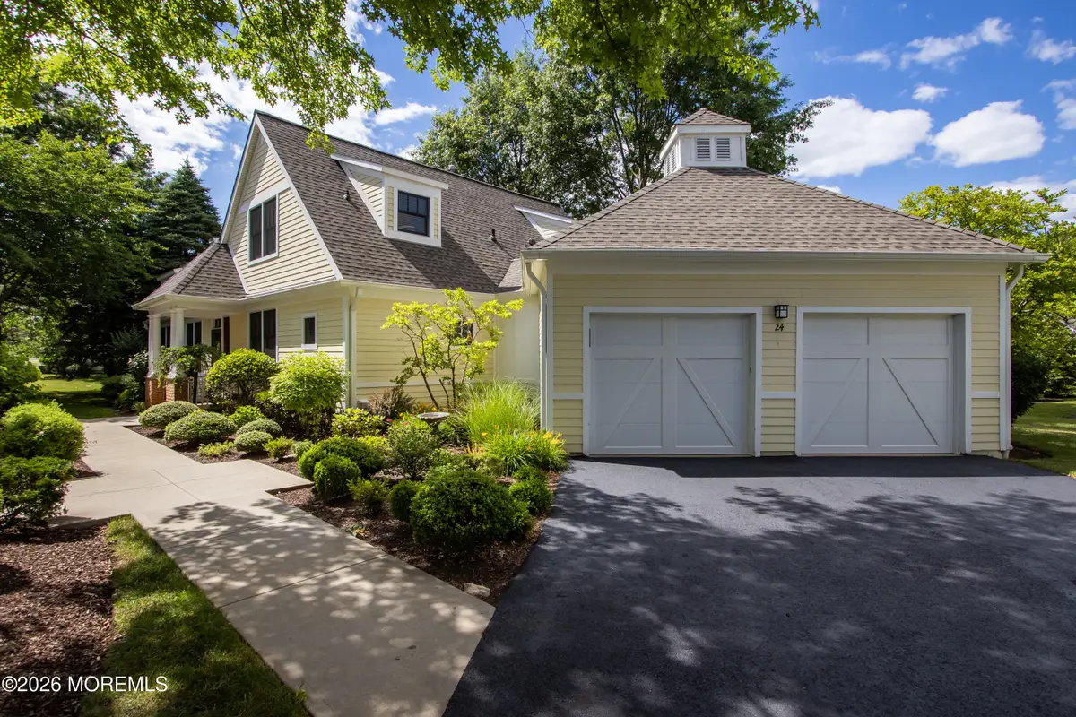 24 Adams Way, Shrewsbury, NJ 07702 - #1