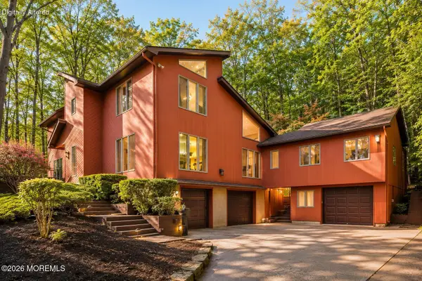 55 Telegraph Hill Road, Holmdel, NJ 07733
