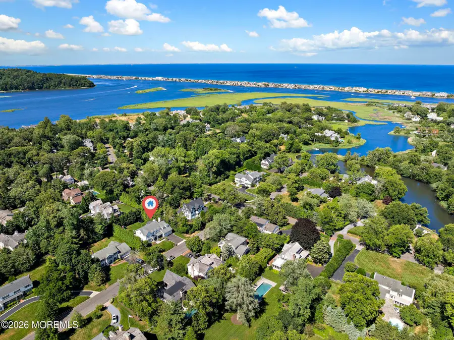 8 Holly Tree Lane, Rumson, NJ 07760 - #3