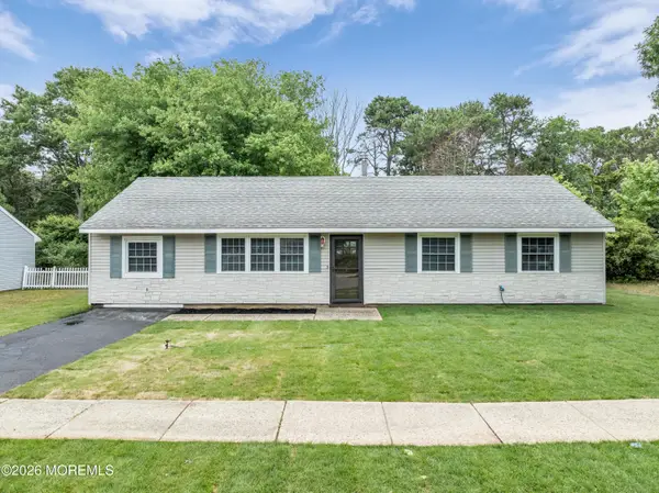 23 Georgetown Boulevard, Barnegat, NJ 08005