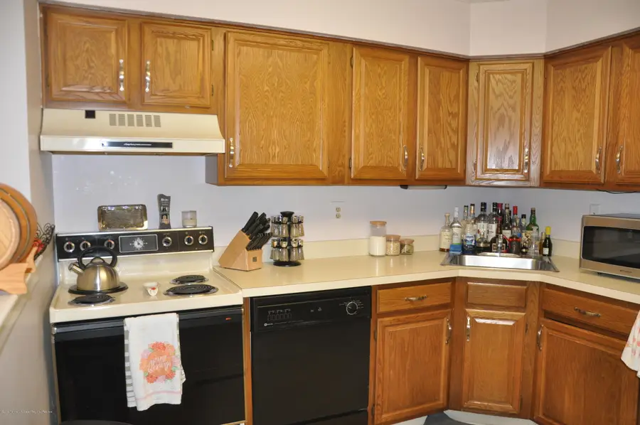 8203 Tamarron Drive #8203, Plainsboro, NJ 08536 - #3