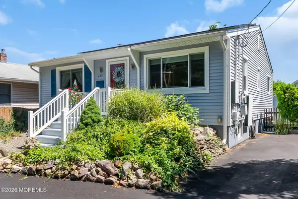 280 Navesink Avenue, Highlands, NJ 07732