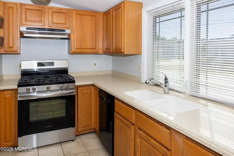 25 Hart Street, Hazlet, NJ 07734 - #2