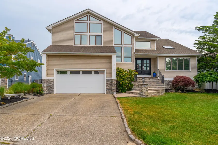 3287 Long Point Drive, Toms River, NJ 08753 - #2