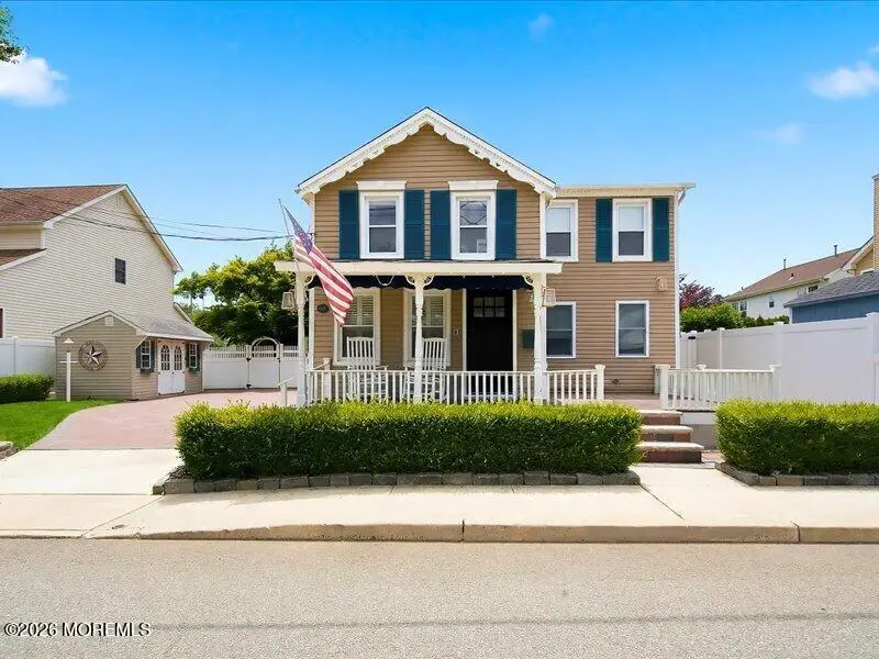16 Clinton Street, Matawan, NJ 07747 - #1