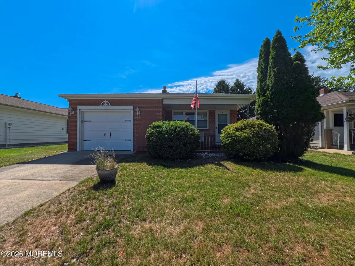 7 Pavilion Street, Toms River, NJ 08757 - #1