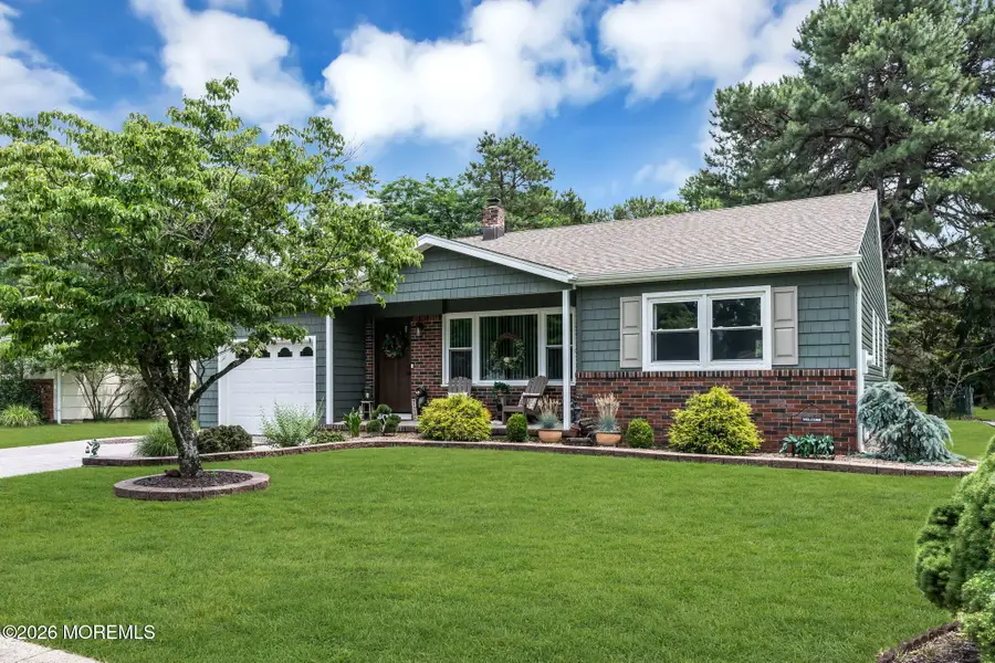 12 Millbrook Drive, Toms River, NJ 08757 - #3
