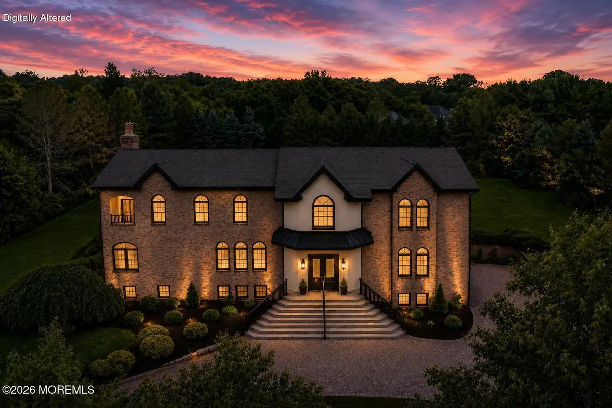 8 Tiberon Drive, Holmdel, NJ 07733 - #1