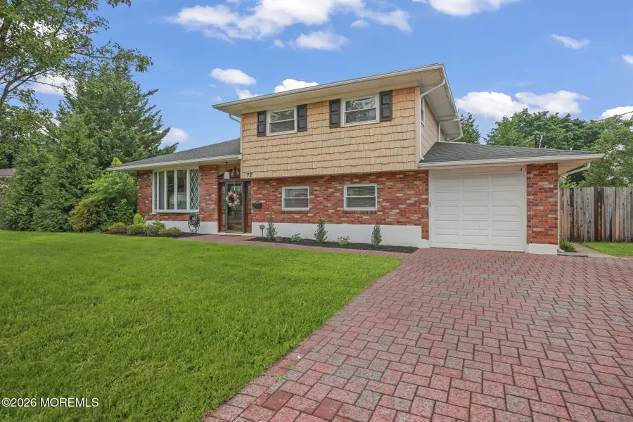 72 Wynnewood Court, Freehold, NJ 07728 - #2