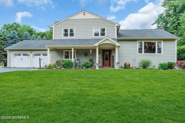 23 Southview Terrace, Middletown, NJ 07748