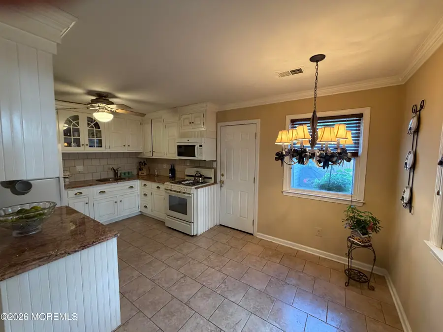 15 Stowe Court, Freehold, NJ 07728 - #3