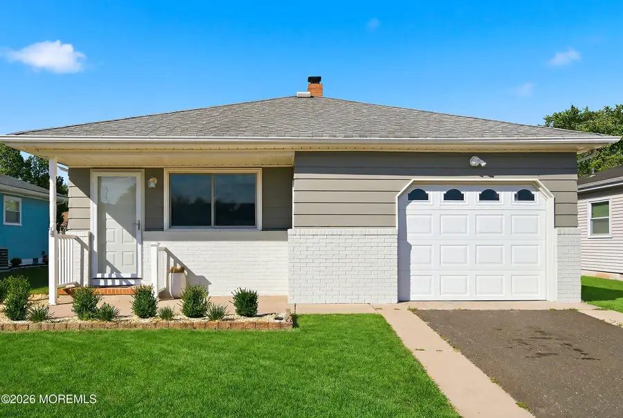 205 Bonaire Drive, Toms River, NJ 08757 - #2