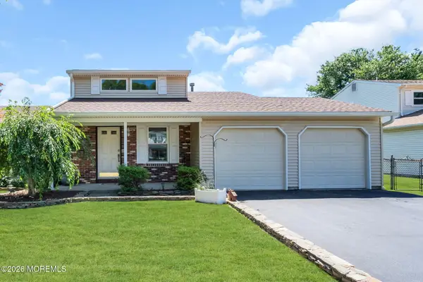 47 Peachstone Road, Howell, NJ 07731