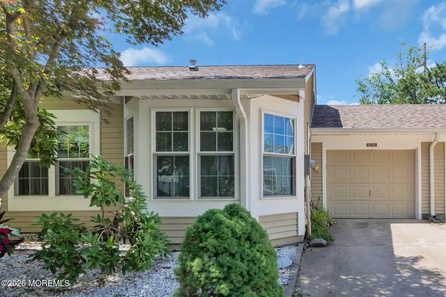 937A Liverpool Circle, Manchester, NJ 08759 - #3