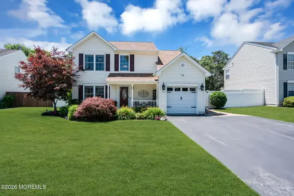 52 Sailors Quay Drive, Brick, NJ 08723